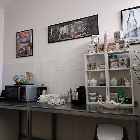 Casa Vacanza In Pieno Centro Storico Vicino Ostuni E La Riserva Di Torre Quaceto ซานวีโต เดย์ นอร์มานนี ภายนอก รูปภาพ