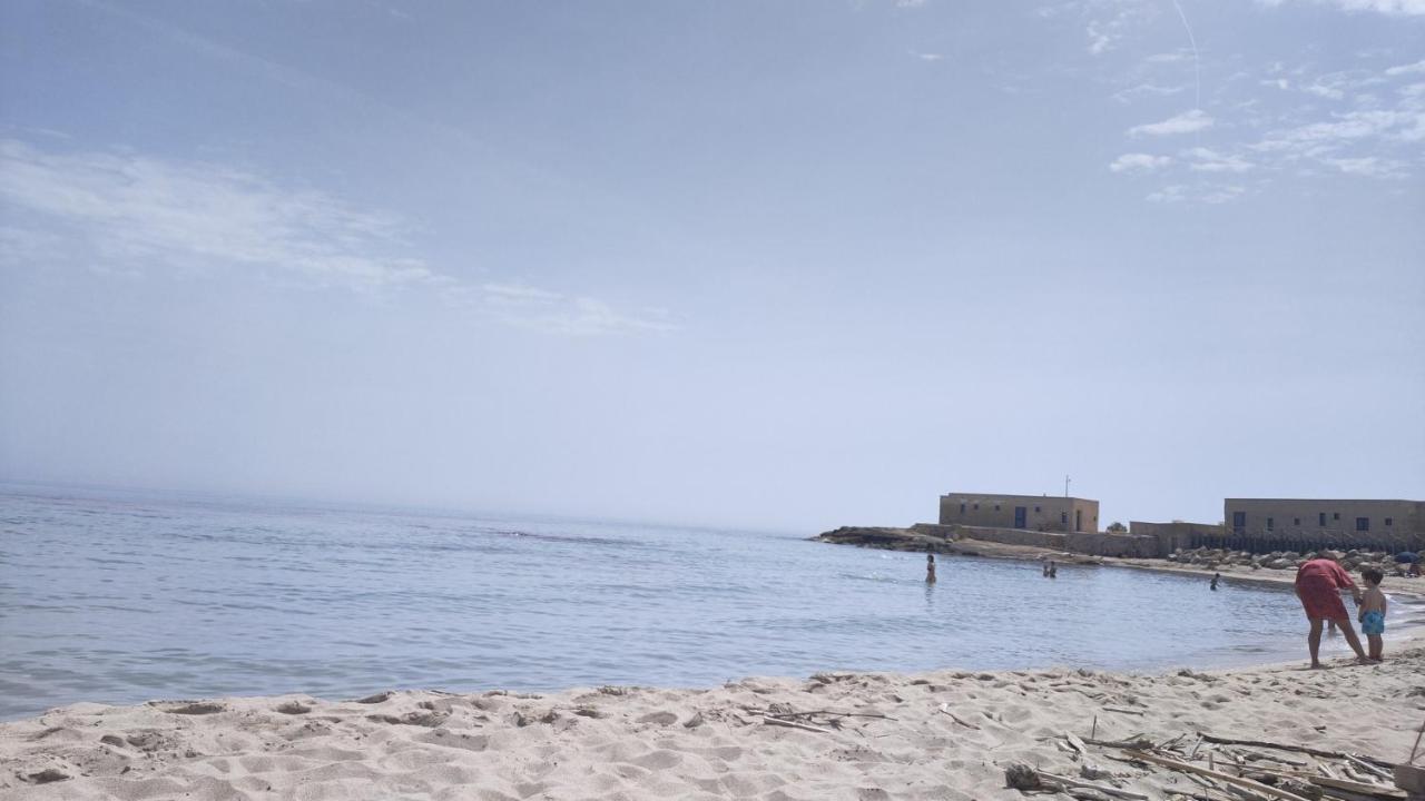 Casa Vacanza In Pieno Centro Storico Vicino Ostuni E La Riserva Di Torre Quaceto ซานวีโต เดย์ นอร์มานนี ภายนอก รูปภาพ