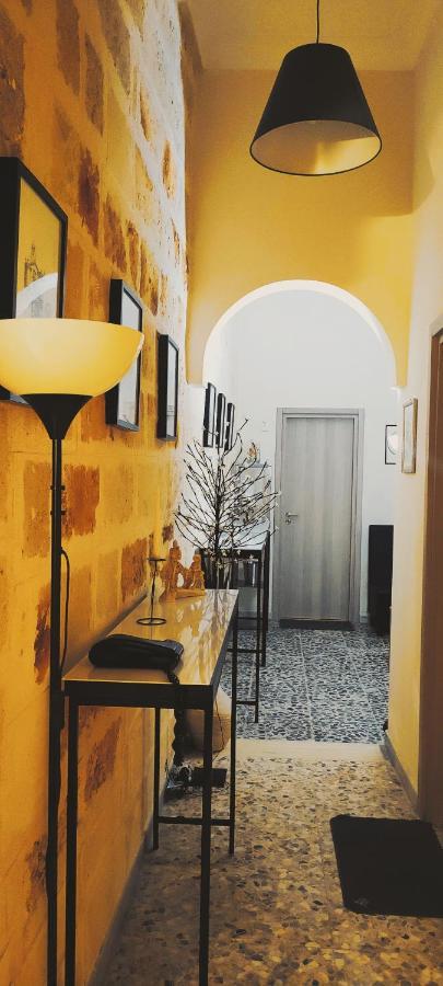 Casa Vacanza In Pieno Centro Storico Vicino Ostuni E La Riserva Di Torre Quaceto ซานวีโต เดย์ นอร์มานนี ภายนอก รูปภาพ